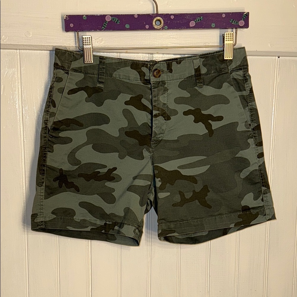 GAP Camouflage Cargo Shorts